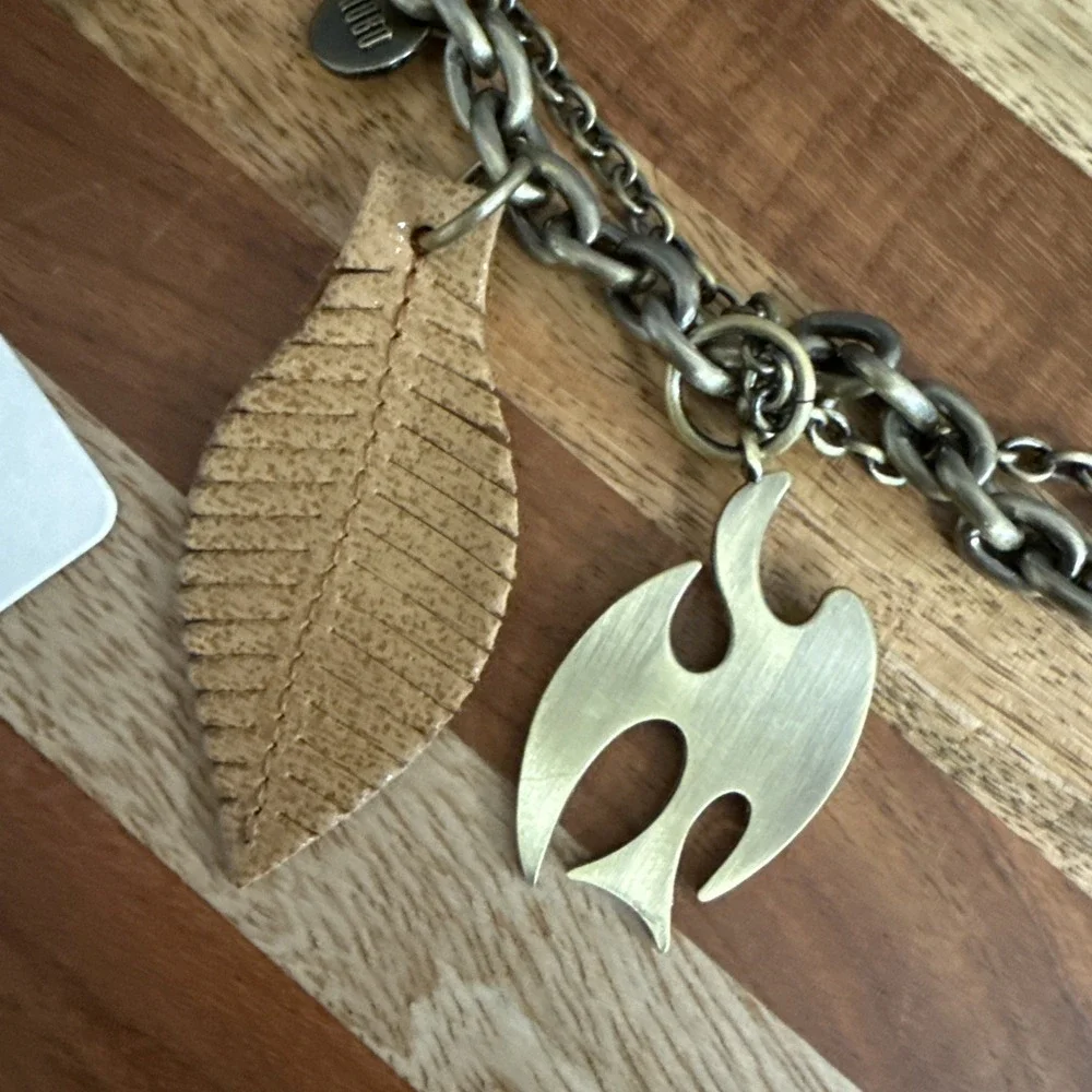 HOBO Dove Bag Swag Buffed Leather Antique Brass Purse Charm Keychain NV-20168